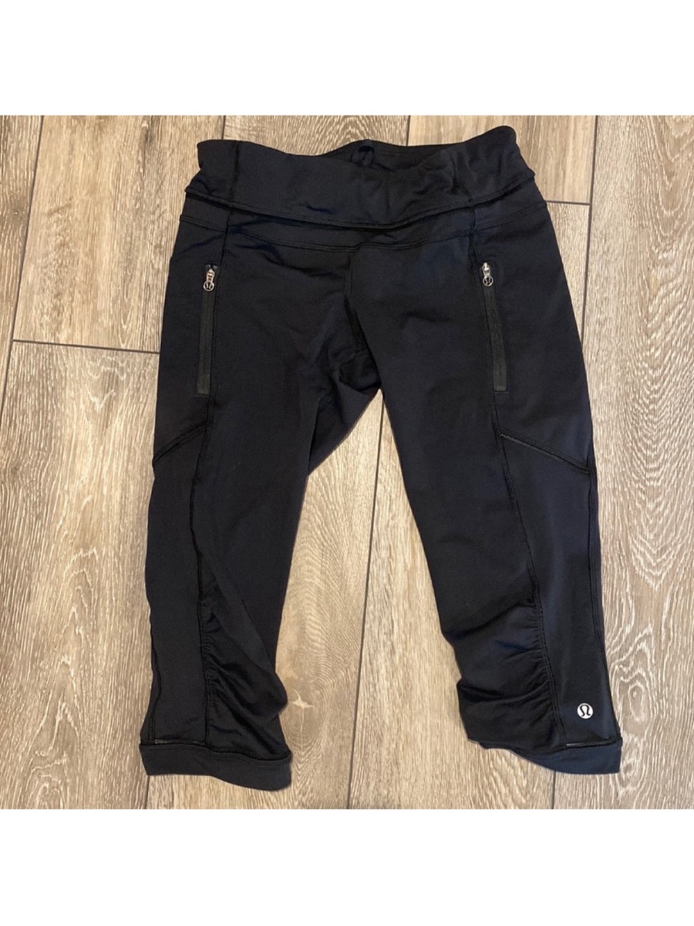 lululemon athletica Cropped Athletic Leggings with Zipper Pockets